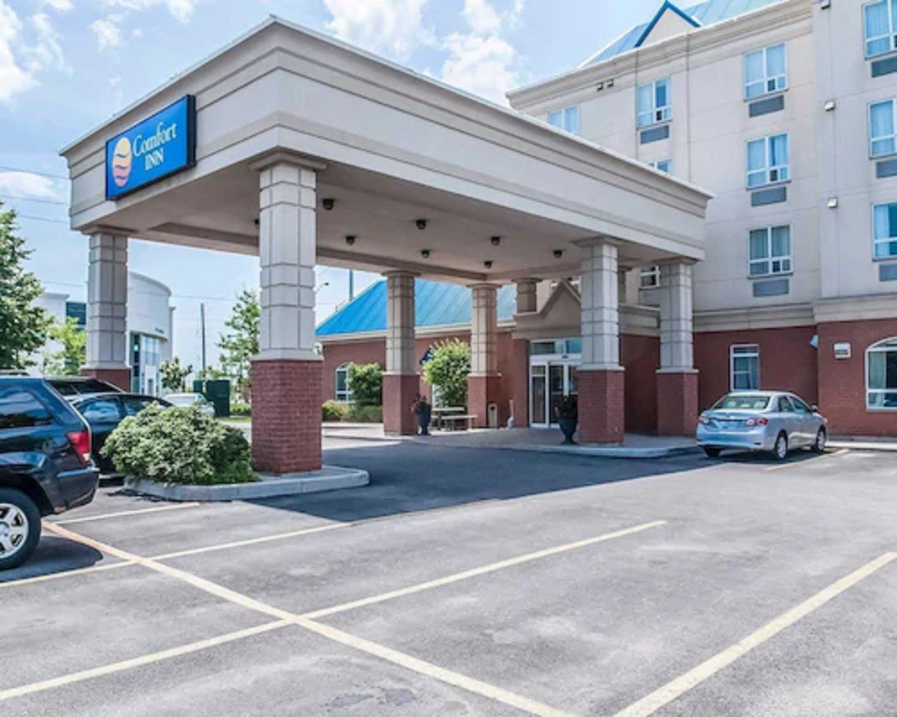8 Smart Airport Hotels in Gateway, Mississauga Worth Booking