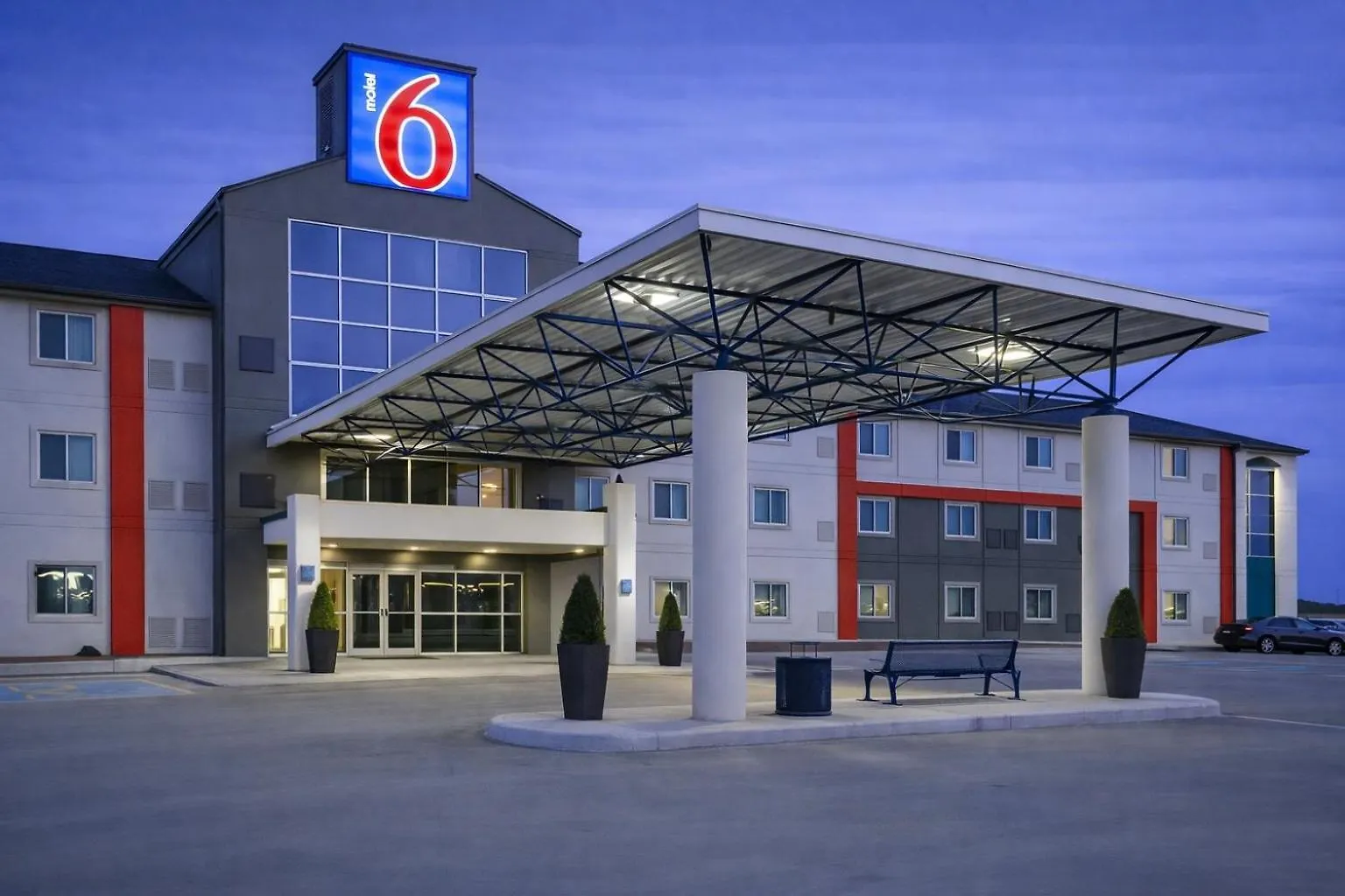 Where to Stay in Saskatchewan: 4 Best Airport Hotels